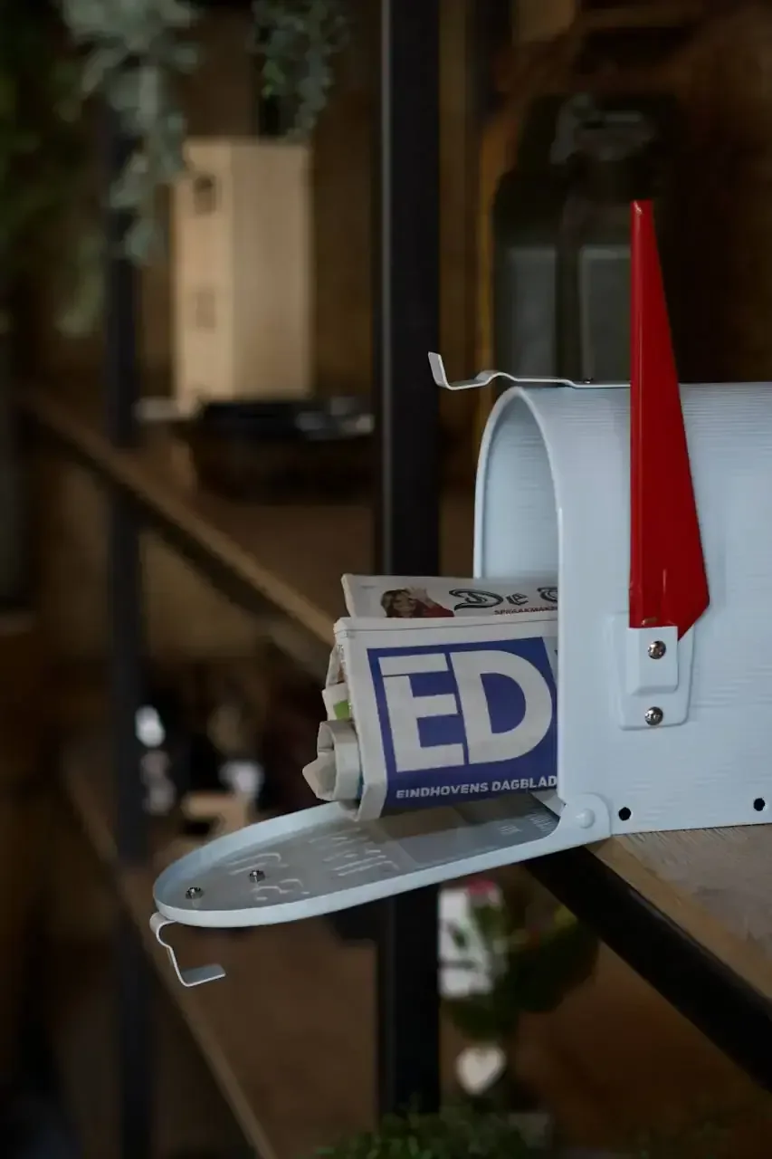 Ontspan met een krant en verse koffie bij Ludiek, toch?
